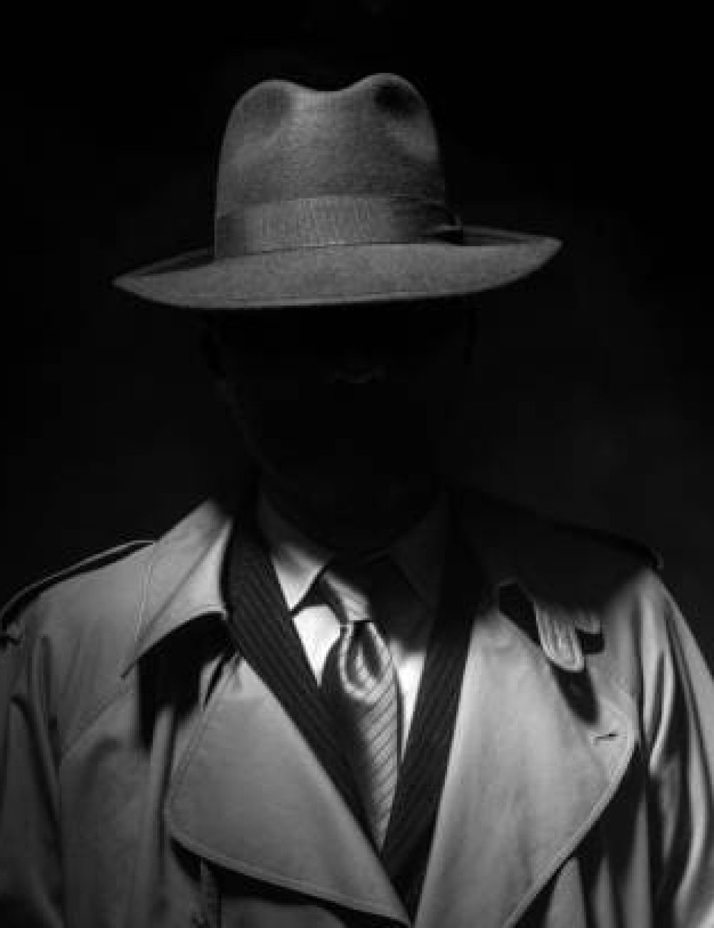 man in the dark Can a Private Investigator Find Someone